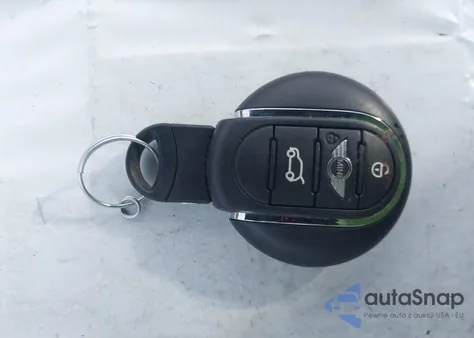 2017 Mini Clubman Cooper из США, поврежденный, VIN WMWLN5C53H2E32522